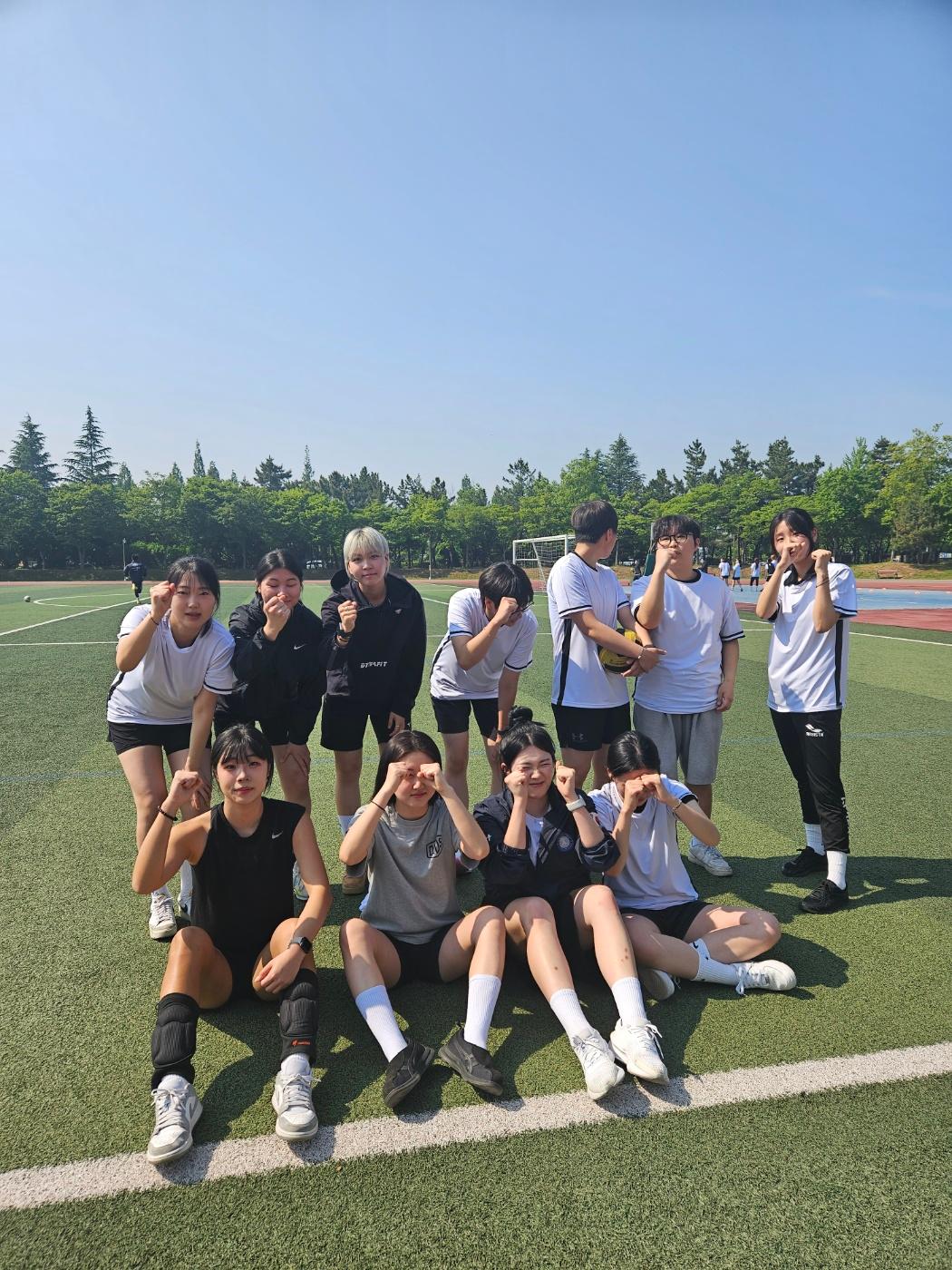 2025년 체육대회 체육학과 여학생 피구 선수(멋!!! 져어~~~~)
